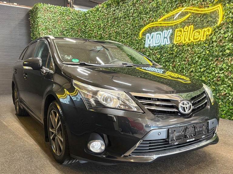 Toyota Avensis 2,2 D-CAT 150 T2 Premium stc. aut.