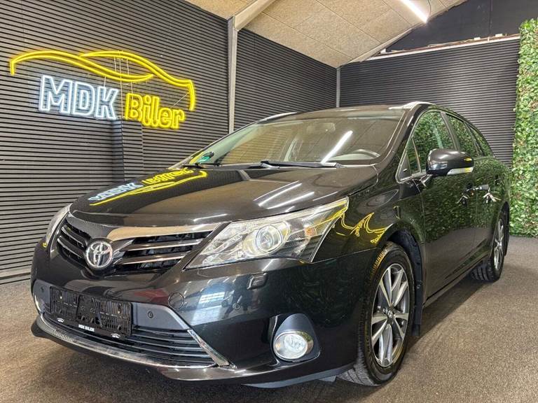 Toyota Avensis 2,2 D-CAT 150 T2 Premium stc. aut.