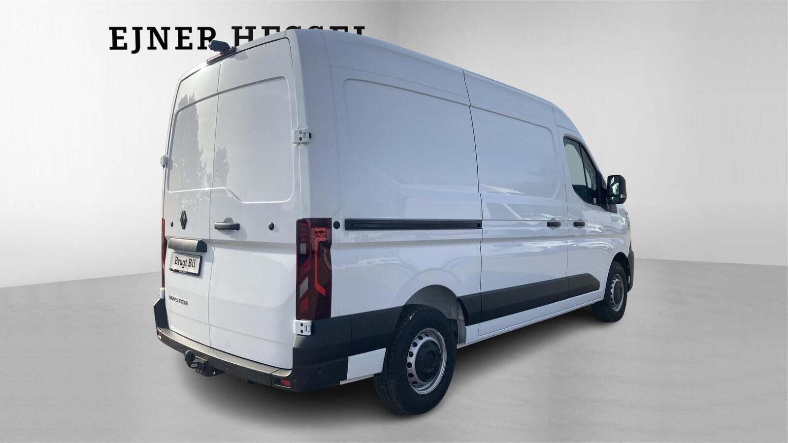 Hvid Renault Master V T33 fra 2025