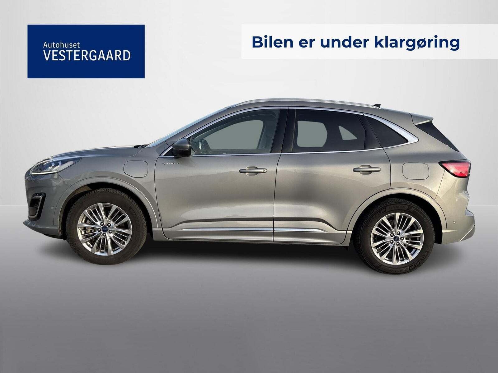 Ford Kuga 2,5 PHEV Vignale CVT