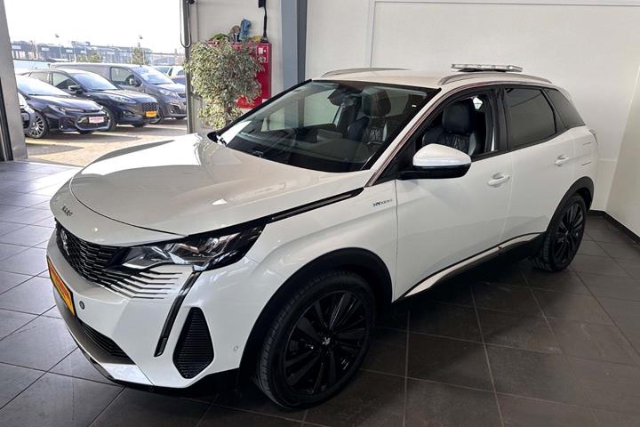 Hvid Peugeot 3008 fra 2022