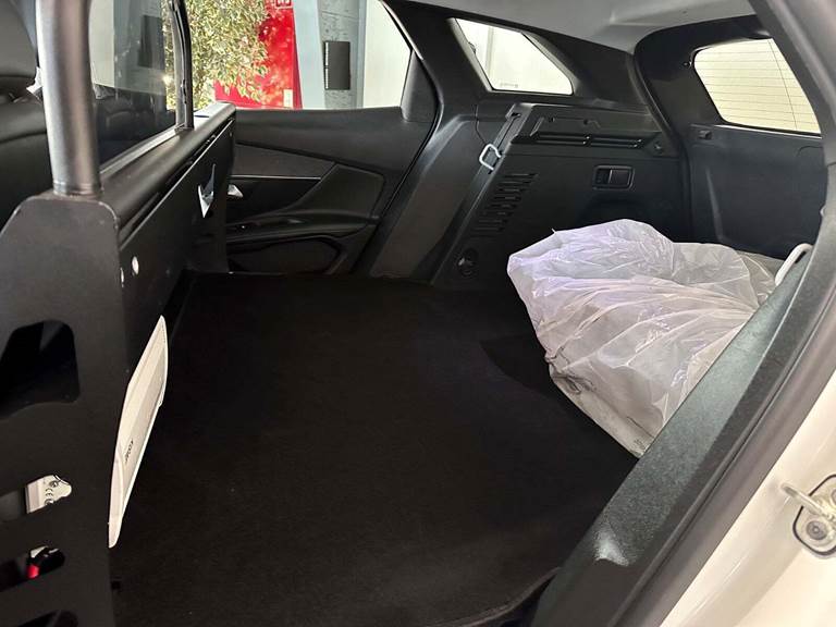 Peugeot 3008 1,6 Hybrid4 Allure Pack Limited EAT8 Van