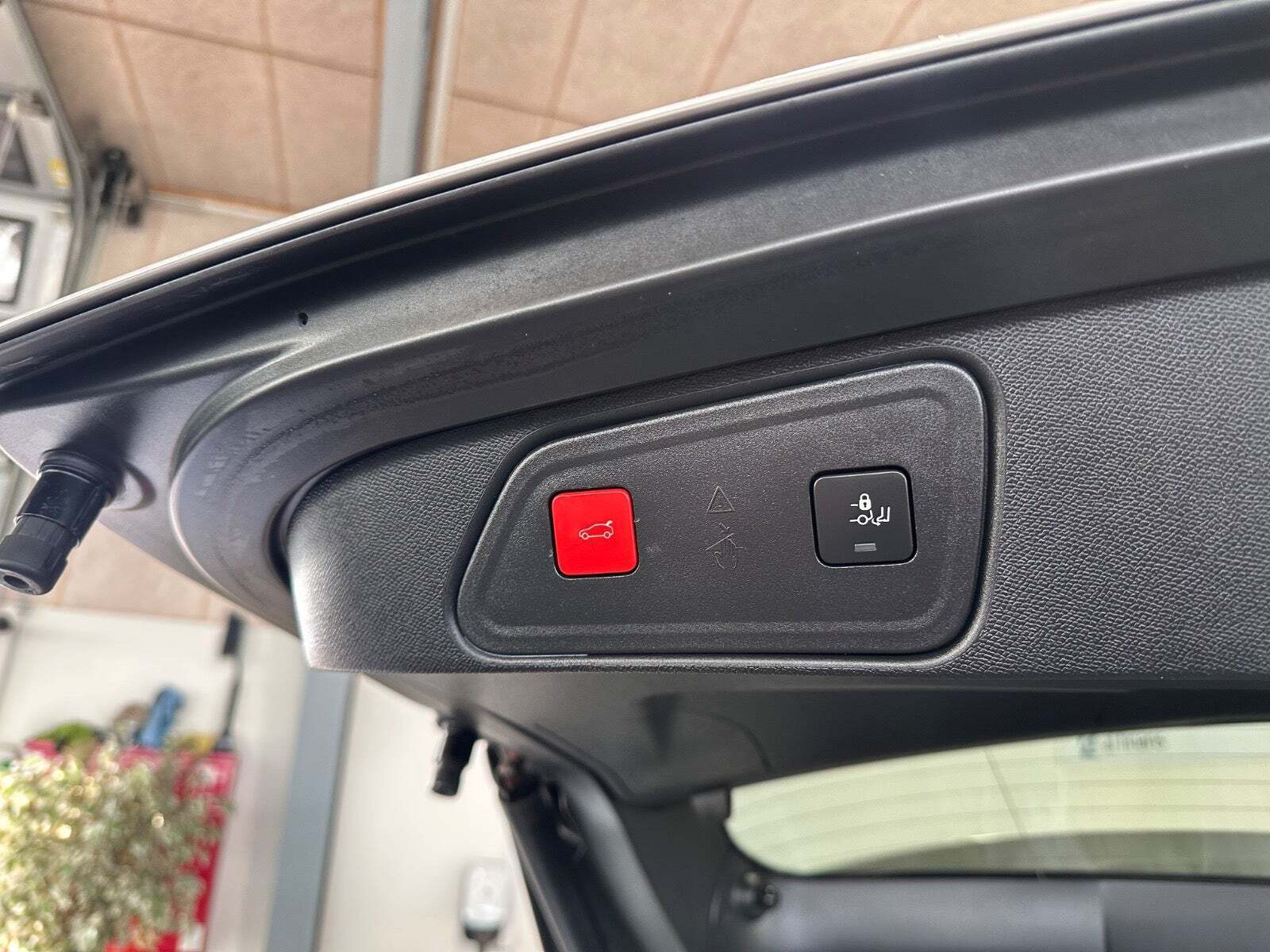 Hvid Peugeot 3008 fra 2022