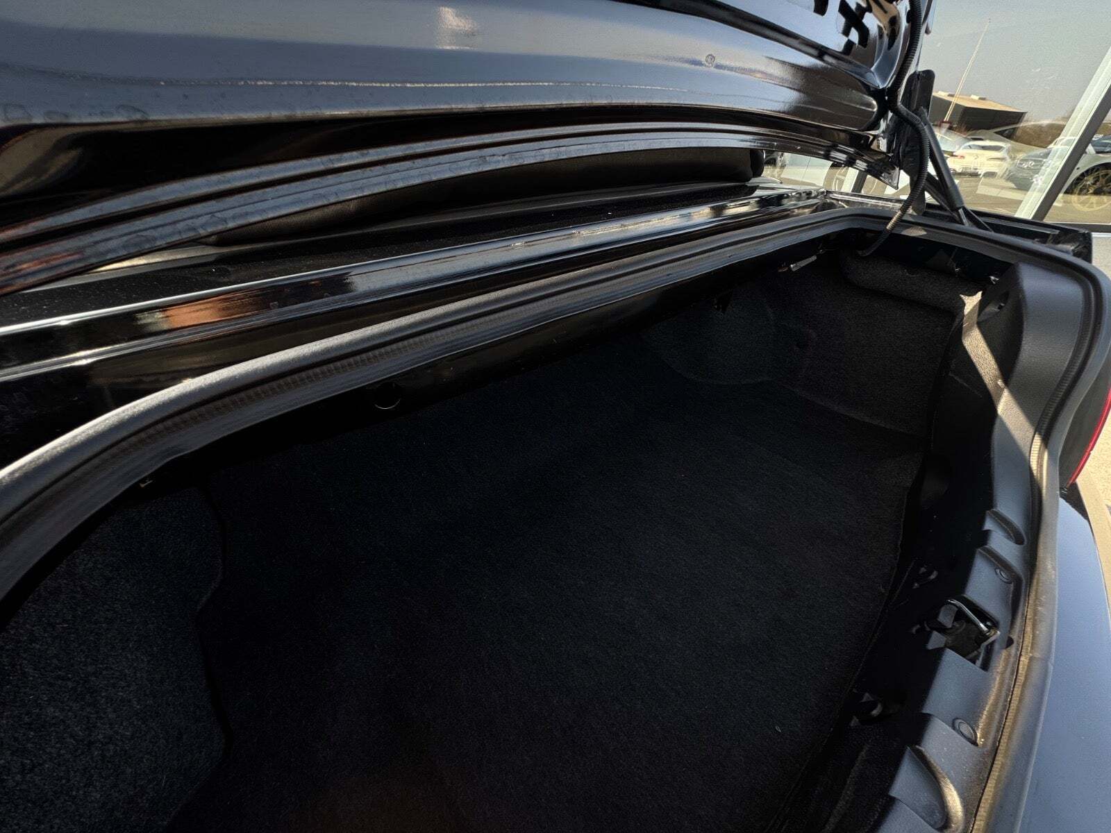 Sort Ford Mustang fra 2008