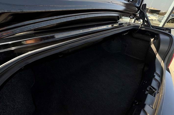 Sort Ford Mustang fra 2008