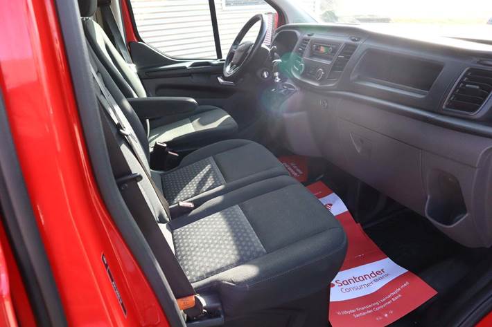 Rød Ford Transit Custom 280S fra 2018