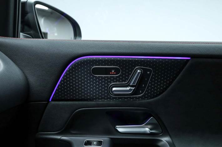 Sort Mercedes EQA250+ fra 2026