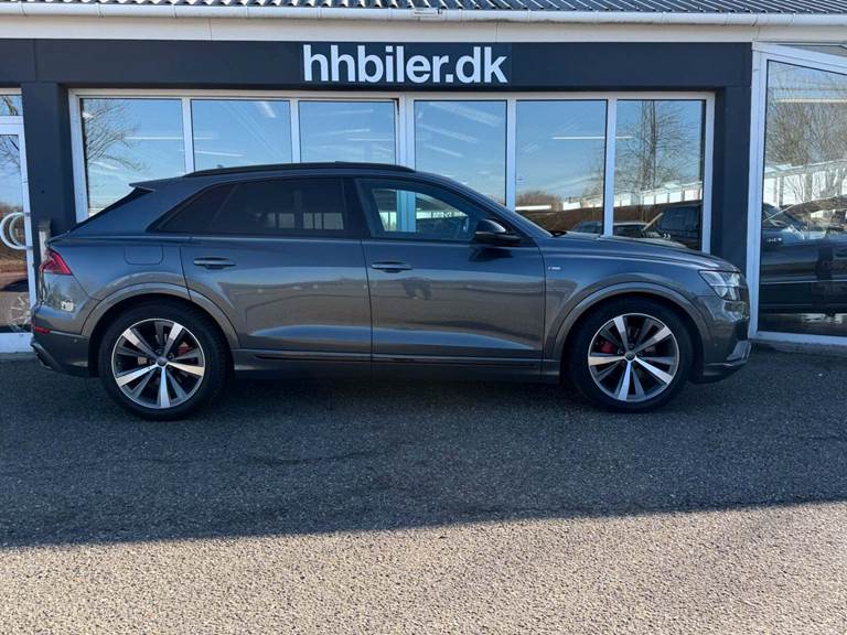 Audi Q8 50 TDi S-line quattro Tiptr.