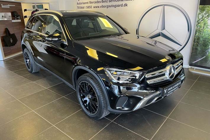 Sort Mercedes GLC220 d fra 2020