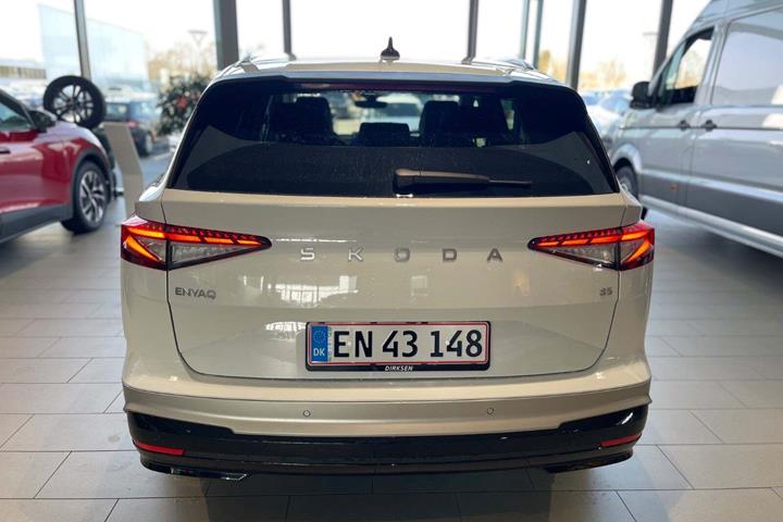 Hvid Skoda Enyaq fra 2026