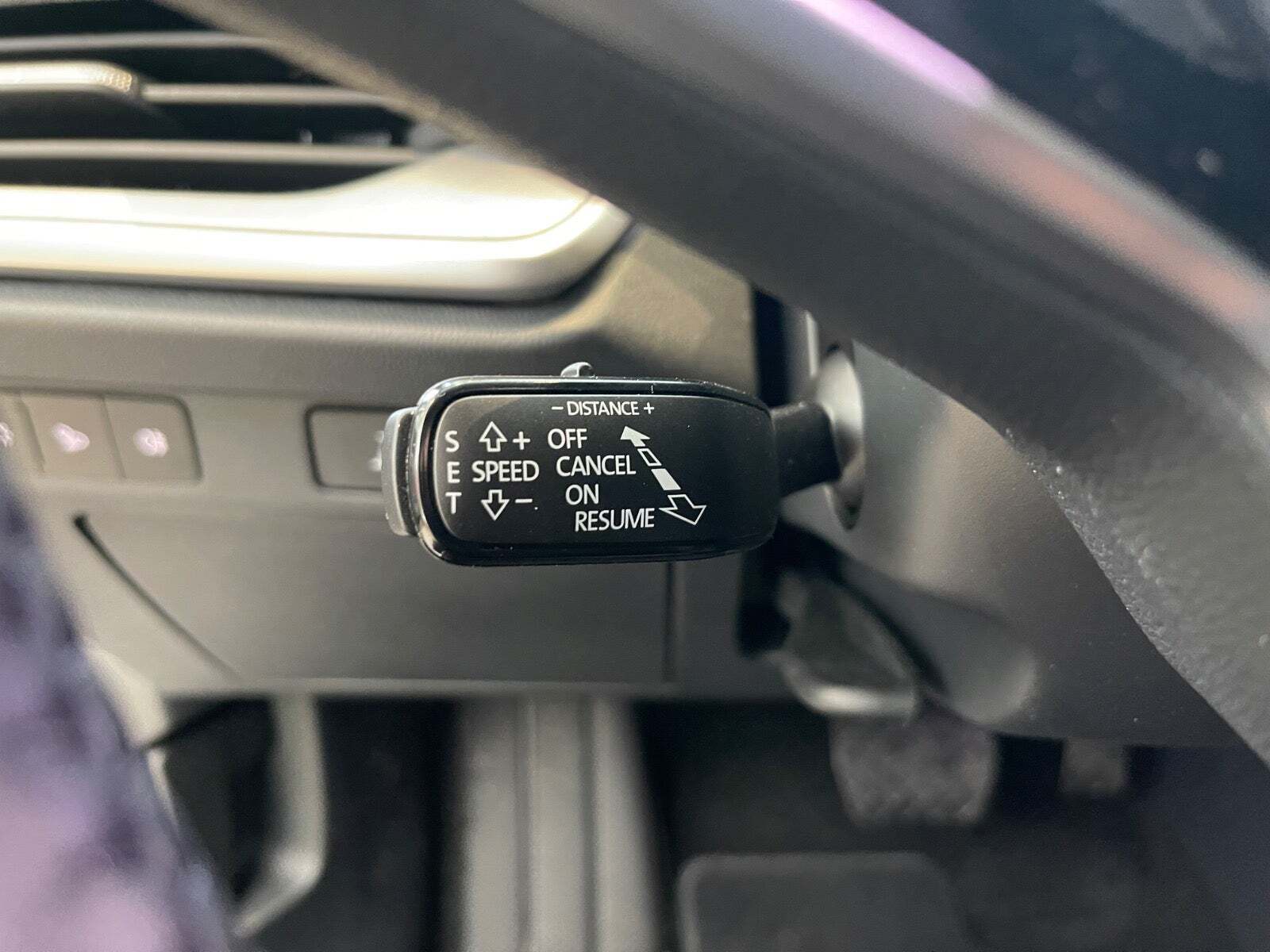 Hvid Skoda Enyaq fra 2026