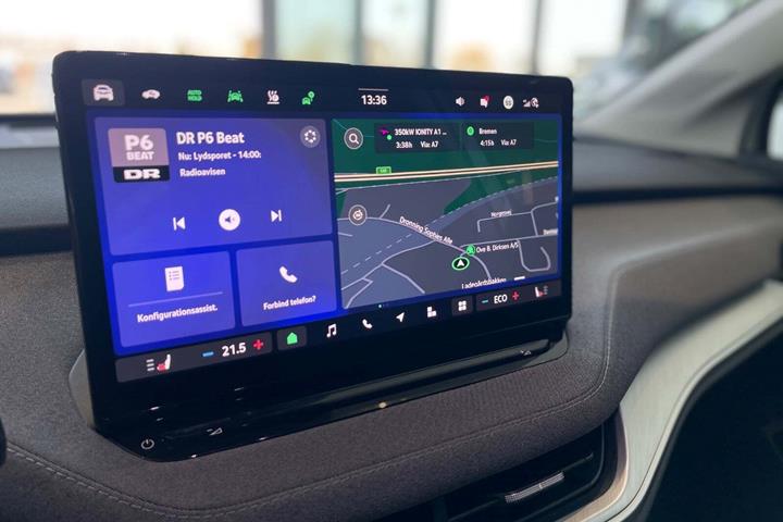 Hvid Skoda Enyaq fra 2026