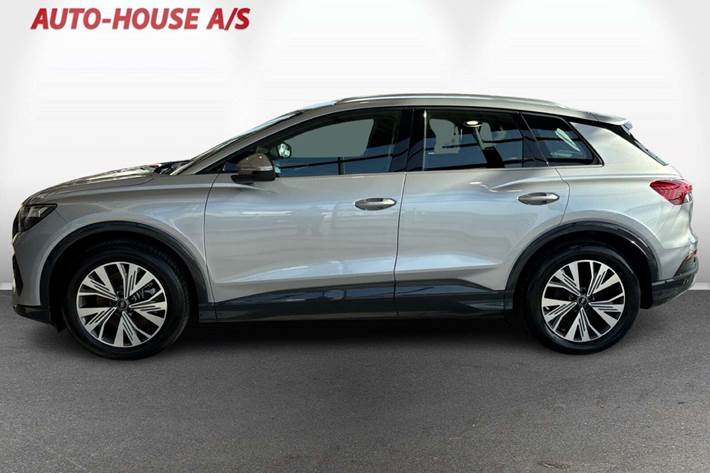 Sølv Audi Q4 e-tron fra 2024