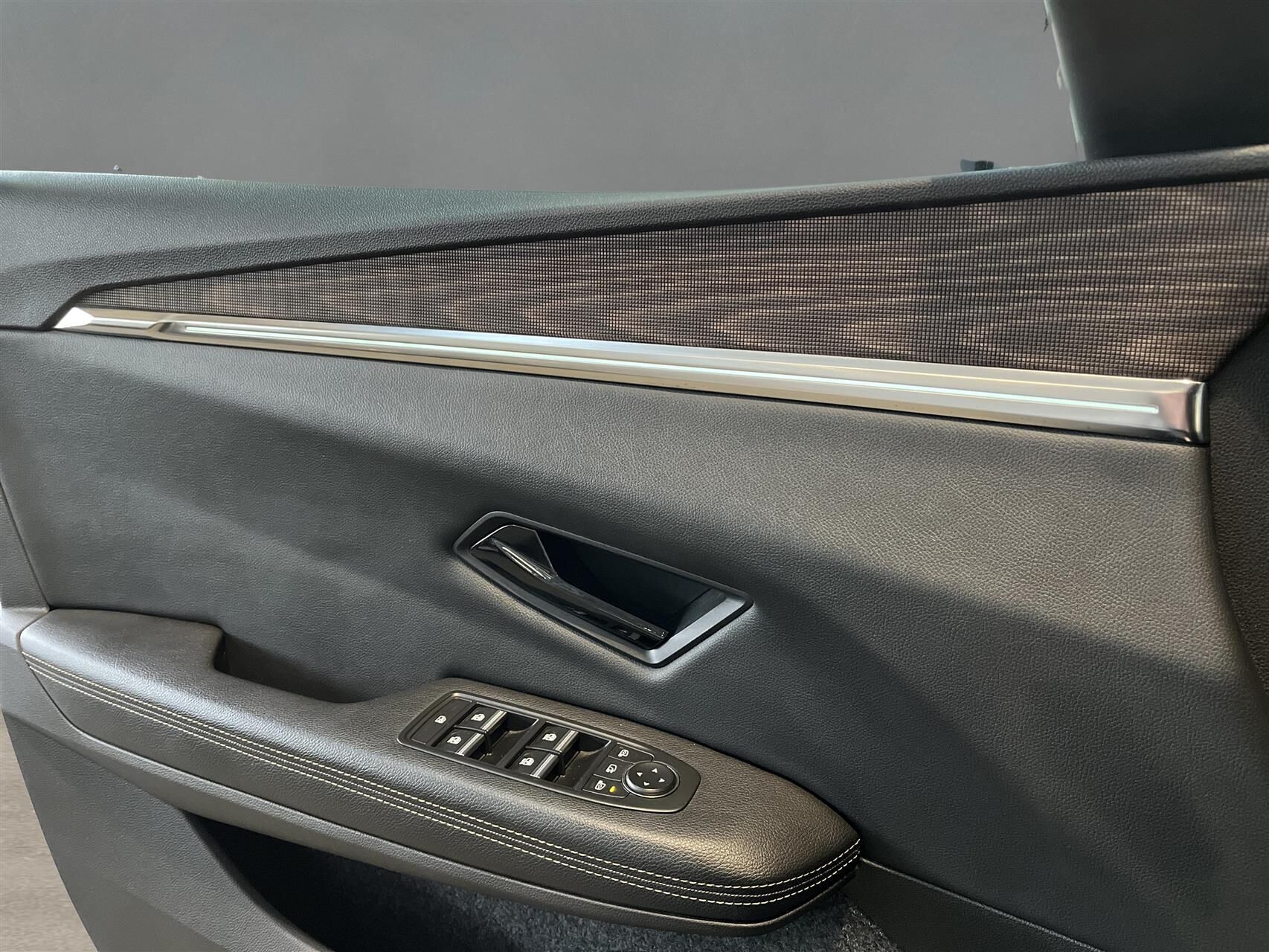 Grå Renault Mégane fra 2023