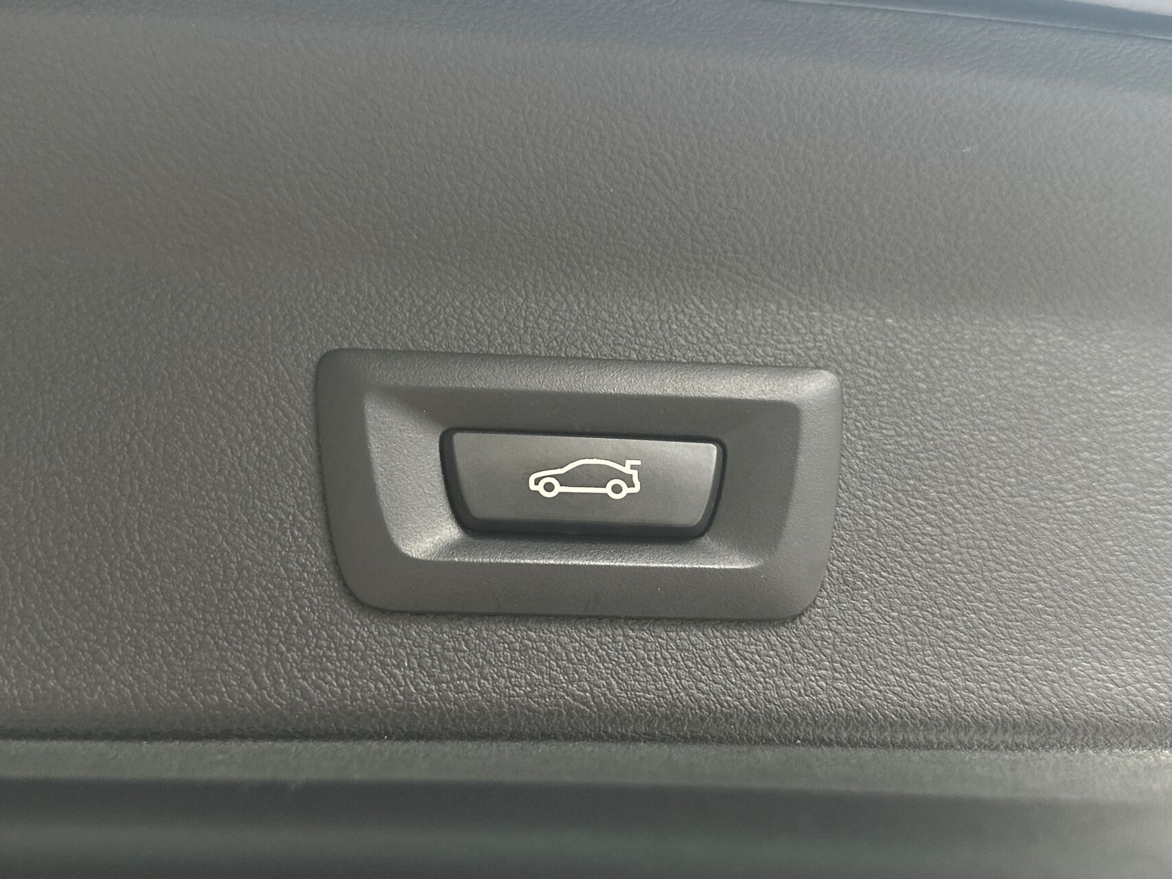 Sort BMW X3 fra 2022