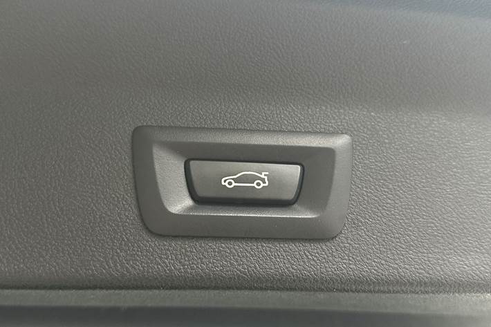 Sort BMW X3 fra 2022