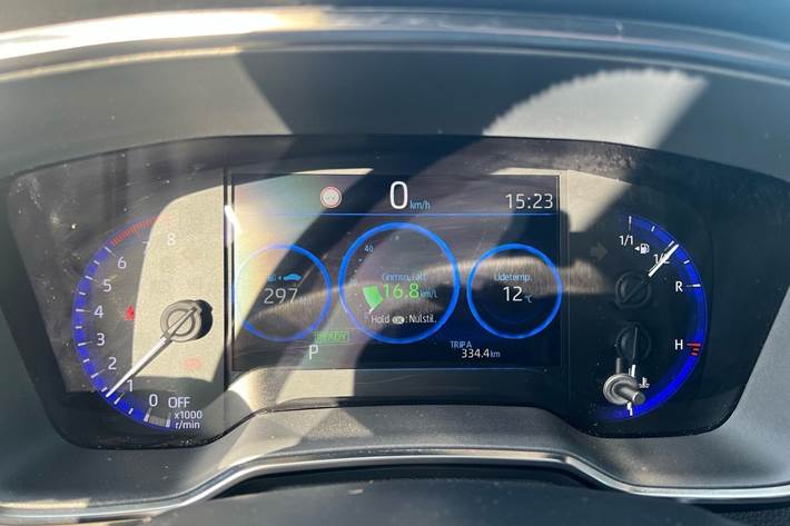 Grå Toyota Corolla fra 2019