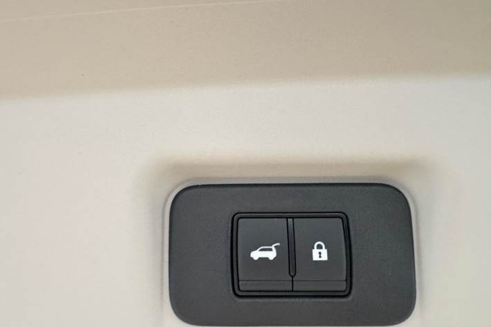 Sort Nissan Ariya fra 2024