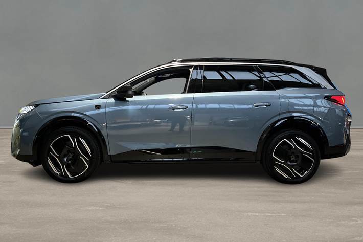 Blå Peugeot e-5008 fra 2025