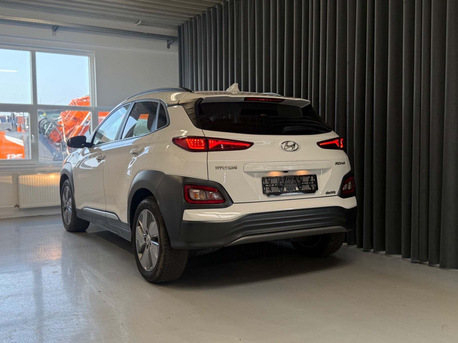 Hyundai Kona 64 EV Trend