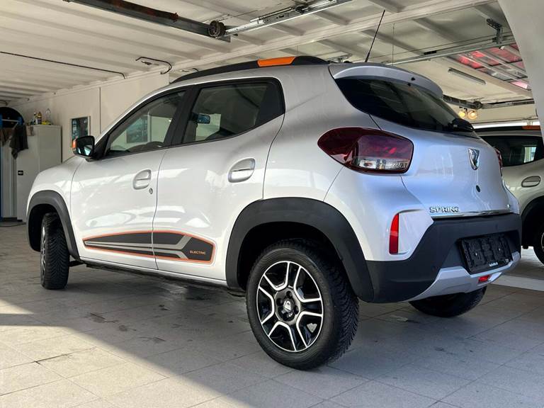 Dacia Spring Comfort+