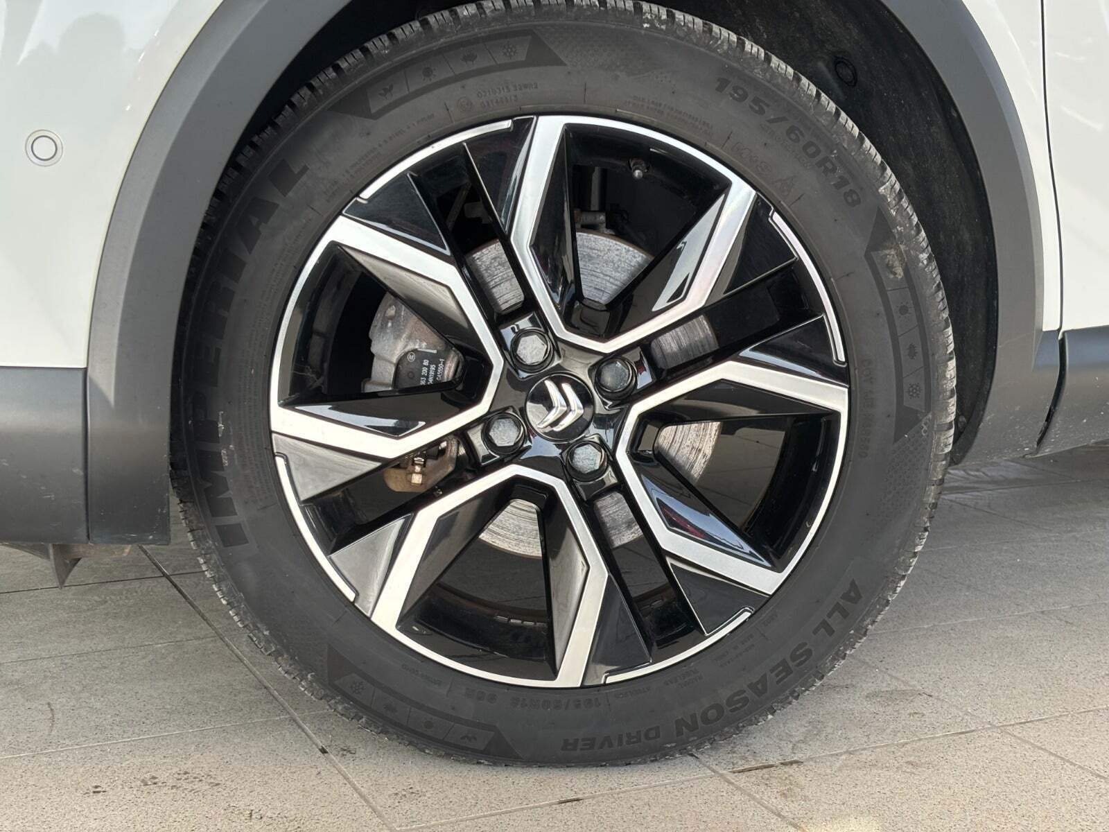 Citroën ë-C4 X 50 Palais Sky