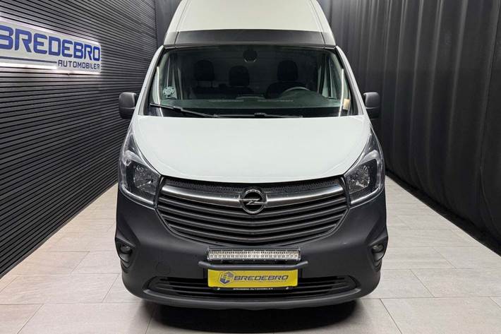 undefined Opel Vivaro fra 2016
