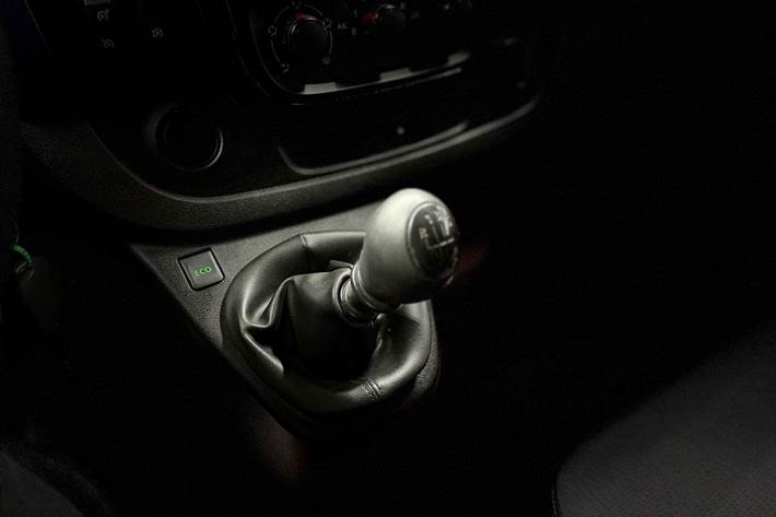 undefined Opel Vivaro fra 2016