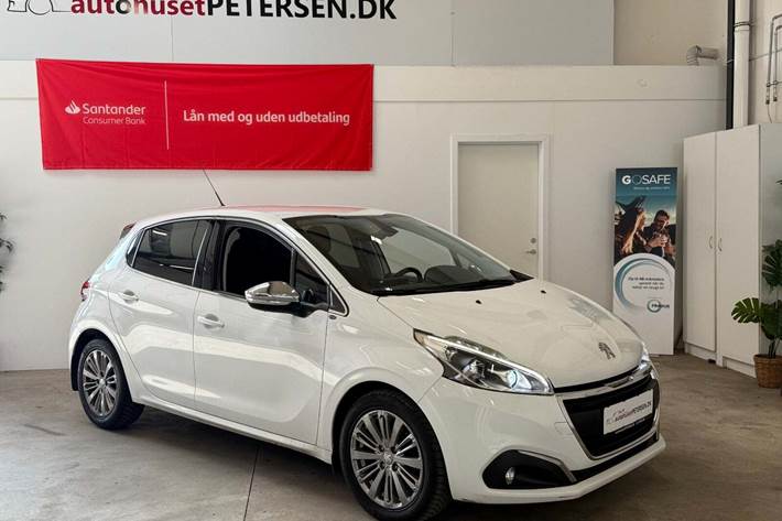 Hvid Peugeot 208 fra 2016