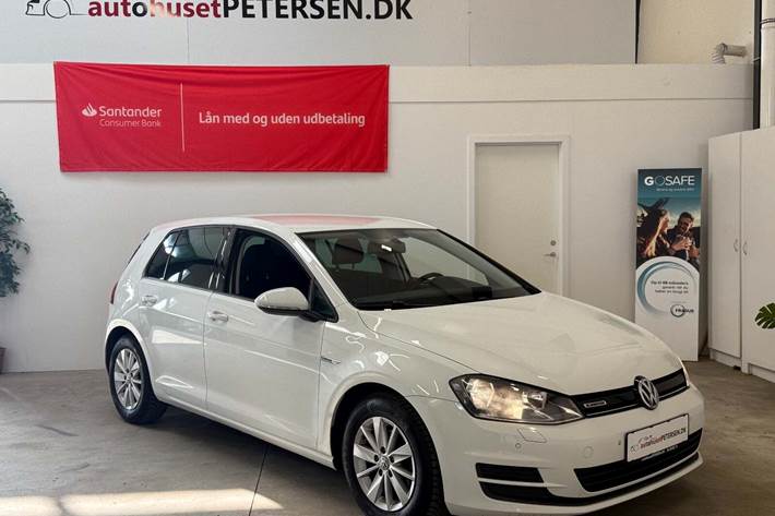 Hvid VW Golf VII fra 2016