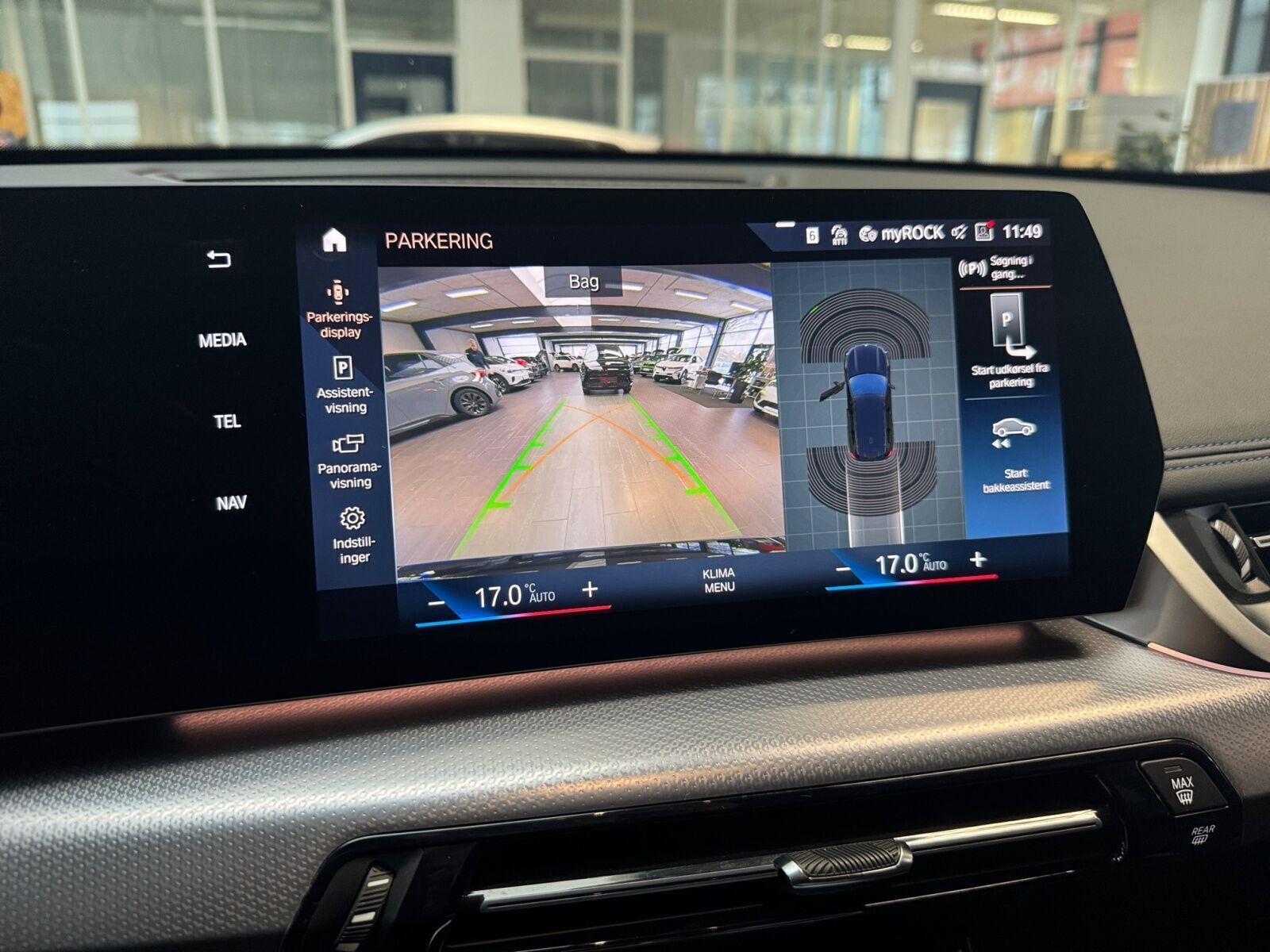 Sort BMW iX1 fra 2023