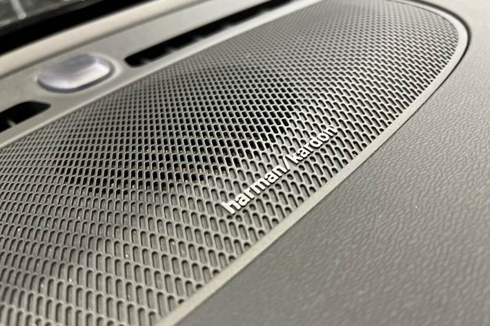 Sort Volvo XC40 fra 2024