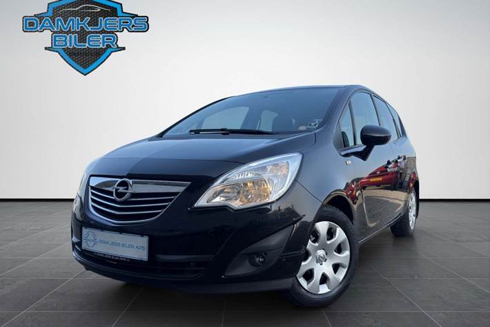 Sort Opel Meriva fra 2011