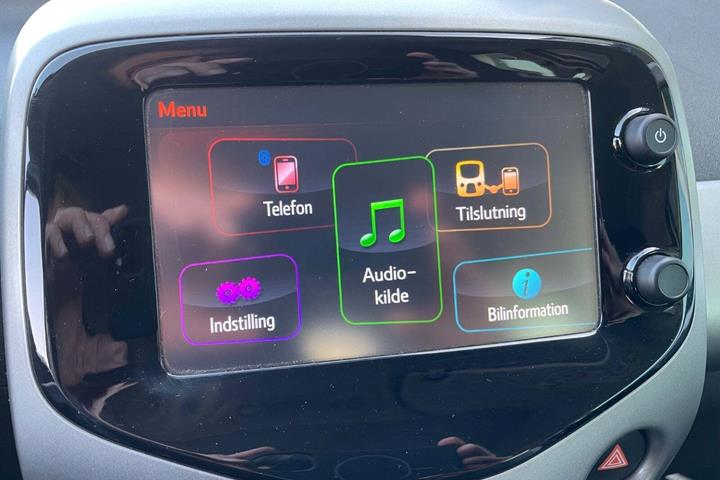 Hvid Toyota Aygo fra 2015