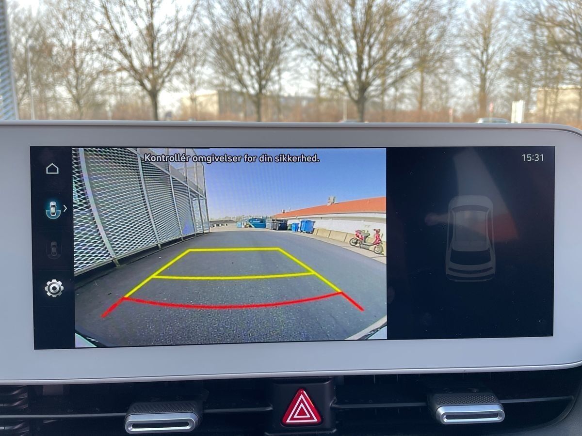 Blå Hyundai Ioniq 5 fra 2023