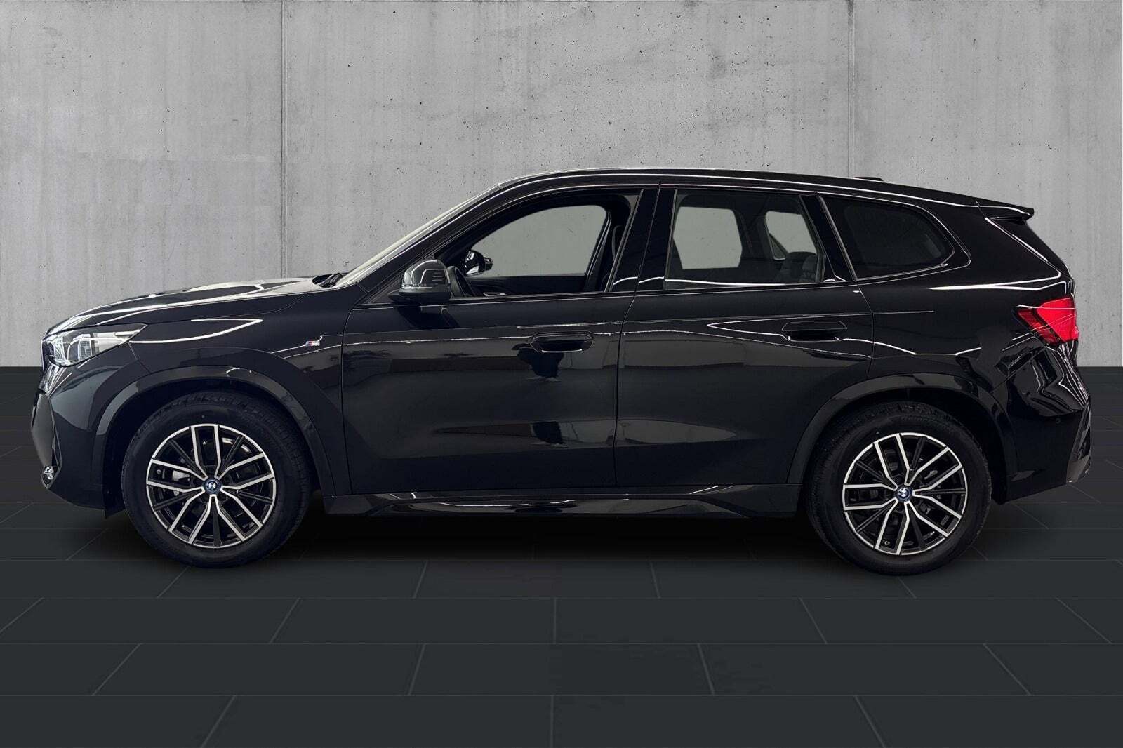 BMW iX1 eDrive20 M-Sport