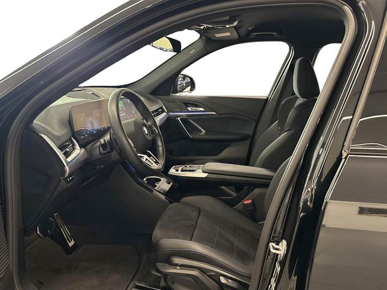 BMW iX1 eDrive20 M-Sport