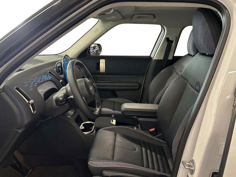 Mini Countryman E Classic Trim M