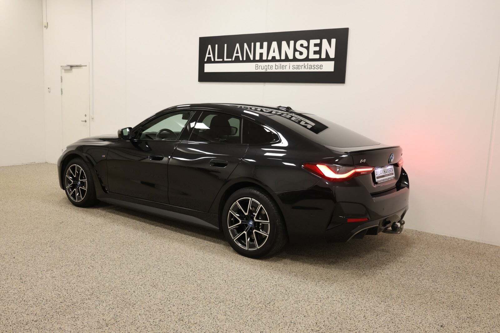 Sort BMW i4 fra 2023