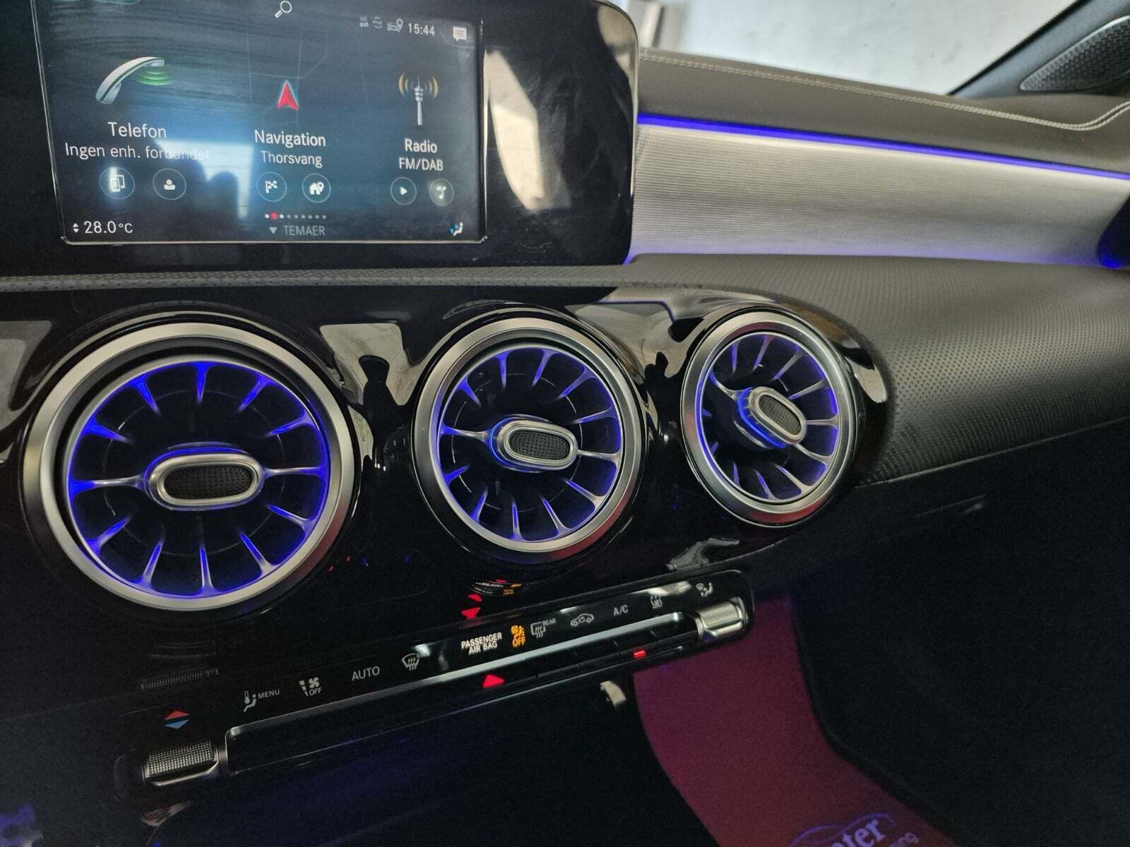 Sort Mercedes A250 e fra 2020