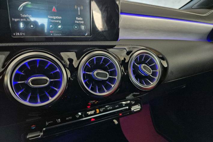 Sort Mercedes A250 e fra 2020