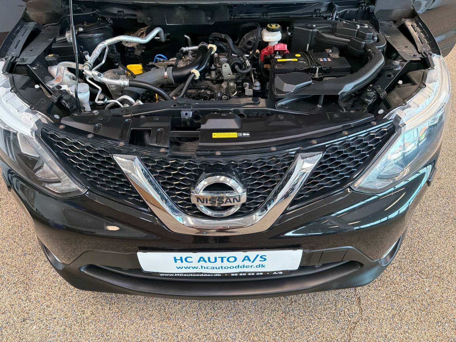 Sort Nissan Qashqai fra 2017