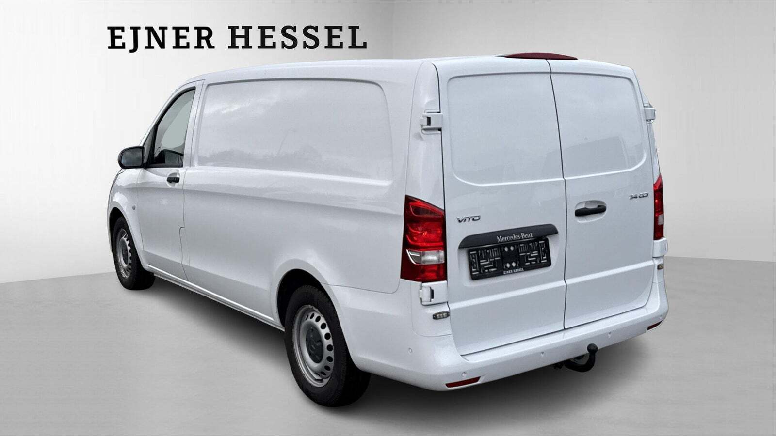 Hvid Mercedes Vito 114 fra 2021