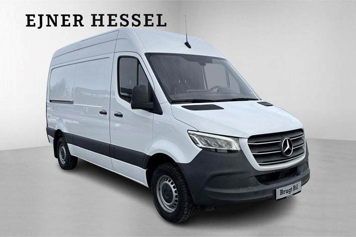 Hvid Mercedes Sprinter 317 fra 2021