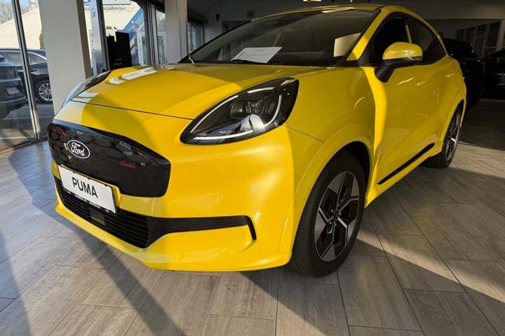 Gul Ford Puma fra 2025 set udefra