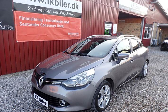 Grå Renault Clio IV fra 2014 set udefra