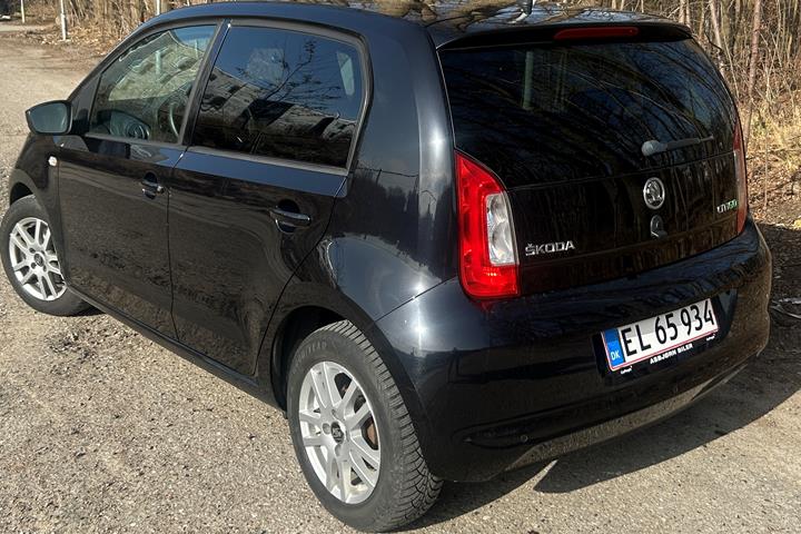 Sort Skoda Citigo fra 2013