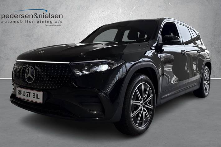 Sort Mercedes EQB 250+ fra 2025 set udefra