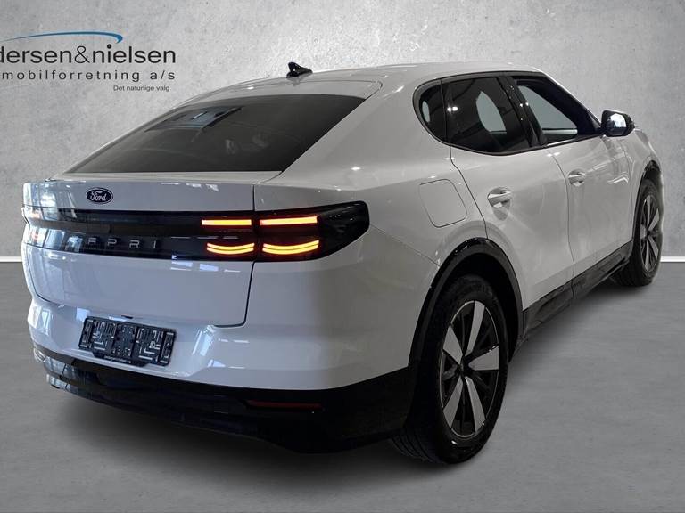 Ford Capri EL UR Select 286HK 5d Aut.