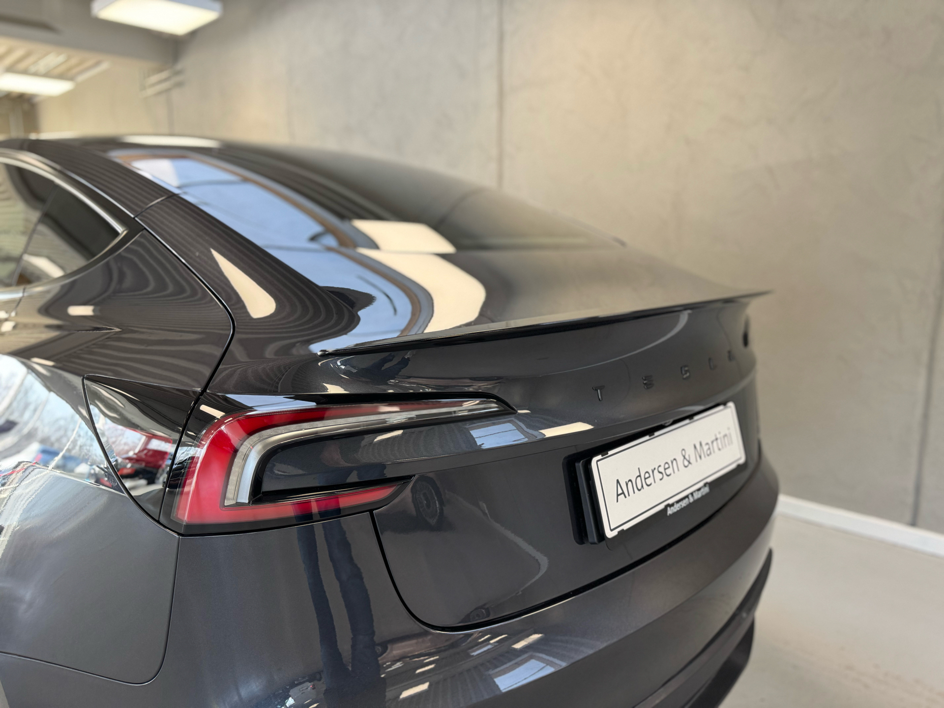 Tesla Model 3 EL 283HK Aut.